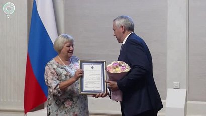 Работников торговли наградили в Новосибирске
