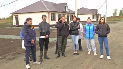 12 детей-сирот стали обладателями новых квартир в Тогучинском районе