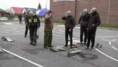 Школьники приняли участие в военно-полевых сборах