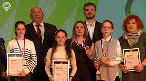 Победителей профессиональных конкурсов наградили в Новосибирске