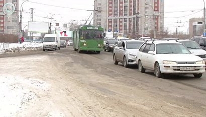 Сколько спецмашин не хватает Новосибирску для качественной уборки дорог?