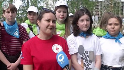 Волонтёры очистили от мусора озеро в Новосибирске