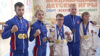 Новосибирские спортсмены завоевали награды чемпионата Европы по тхэквондо неолимпийской версии ГТФ