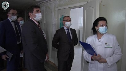 Бердскую центральную больницу проинспектировал первый замгубернатора региона