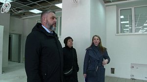 Министр региональной политики проверил ход ремонта в Доме общественных организаций Новосибирской области