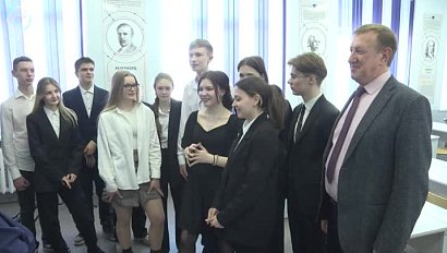 Награды Всероссийского турнира завоевали юные физики из Новосибирской области