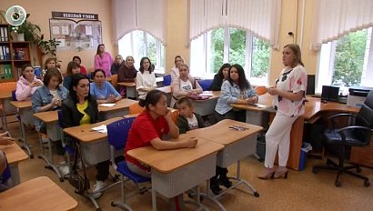 Готовность школ к новому учебному году проверяют в Новосибирске