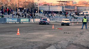 Рёв моторов: в Новосибирске состоялось легендарное автошоу «Трек-400»