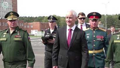 Новосибирскому высшему военному командному училищу присвоили почётное звание "гвардейское"