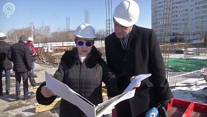 Новую поликлинику в Кировском районе Новосибирска собираются достроить будущим летом