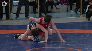 Турнир по вольной борьбе в Новосибирске объединил 130 участников