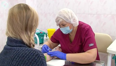 Специализированный кабинет по профилактике туберкулёза у ВИЧ-инфицированных открыли в Новосибирске