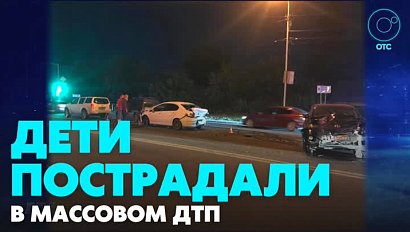Четыре автомобиля столкнулись в Новосибирске