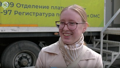 Мобильные клиники помогли тысячам жителей Новосибирской области