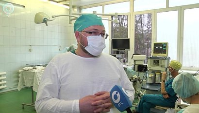 115 эндоскопических операций на новом оборудовании провели хирурги в Бердске