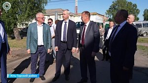 Рабочая поездка губернатора: Андрей Травников обсудил развитие Усть‑Таркского района