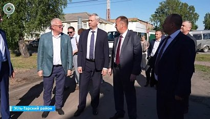 Рабочая поездка губернатора: Андрей Травников обсудил развитие Усть‑Таркского района