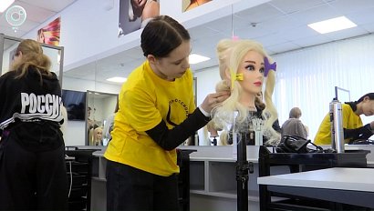 Новосибирские старшеклассники становятся аттестованными специалистами