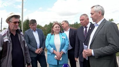 Губернатор оценил развитие Краснозёрского района и новые проекты