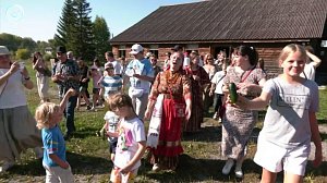 "Похороны мух" реконструировали в новосибирском Академгородке