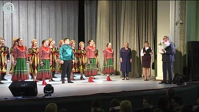 Ансамбль "Донбасс" дал концерт в Куйбышеве