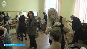 Парикмахеры и визажисты соревновались за "Золотой локон" в Барабинске