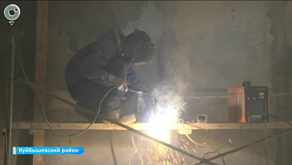 В Куйбышевском районе начался капитальный ремонт первой сельской школы