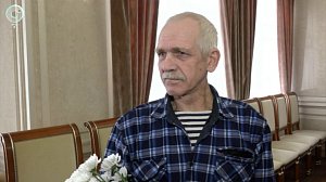 Нагрудные знаки "Почётный донор Новосибирской области" вручили 20 жителям региона