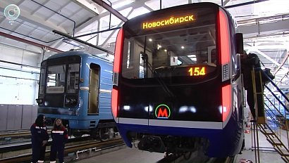 Первый пятивагонный поезд вышел на линию Новосибирского метрополитена