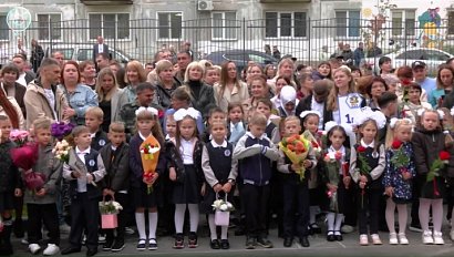 Новая школа открылась в микрорайоне Стрижи в Новосибирске