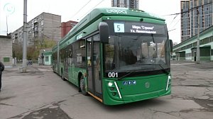 Экспериментальный троллейбус-гармошку испытают на улицах Новосибирска