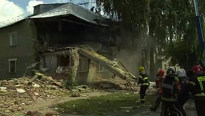 Обрушение жилого дома в Красном Яре