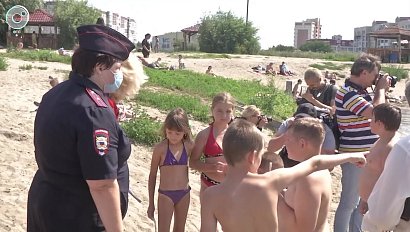 Новосибирские спасатели проводят рейды в необорудованных для купания местах