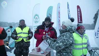 Мормышку из чистого золота разыграли в Новосибирске