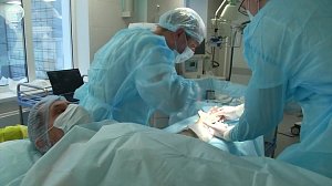 Разрезают связку и освобождают нерв: в Новосибирске прошла конференция по микрохирургии кисти