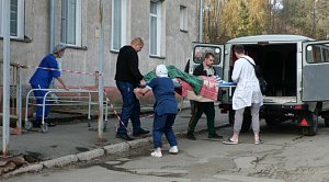 Потолок обрушился в детской больнице Новосибирска