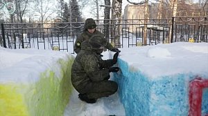 Новосибирские курсанты провели конкурс снежных фигур