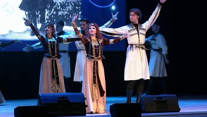 Ансамбль грузинского танца "Имеди" отметил день рождения в Новосибирске