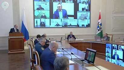 Отопление включили, но разрытия в городе остаются