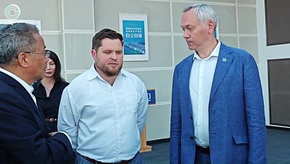 Делегация из Новосибирска изучила работу порта в Циндао