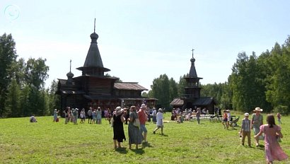 Традиции и игры разных эпох оживили на фестивале в Новосибирской области