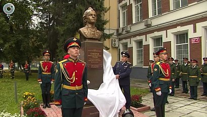 Памятник Александру Суворову установили в центре Новосибирска