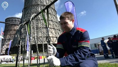 В Новосибирске проходят соревнования спасательных команд