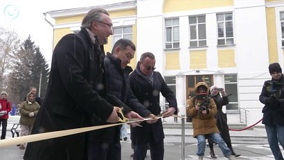 Уютный сквер появился возле консерватории в Новосибирске