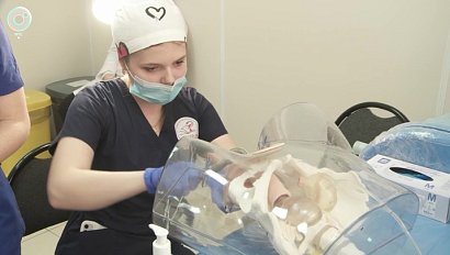 Олимпиаду акушеров-гинекологов провели в Новосибирске. Какие навыки оттачивали будущие врачи?