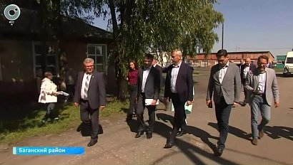 Губернатор Новосибирской области посетил Баганский район