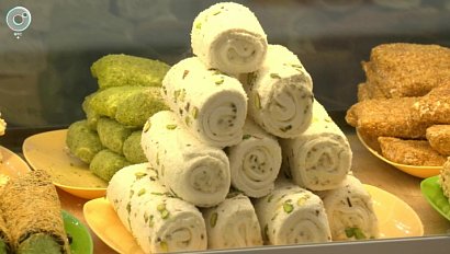 Россияне готовятся к Новому году: что подарить близким?