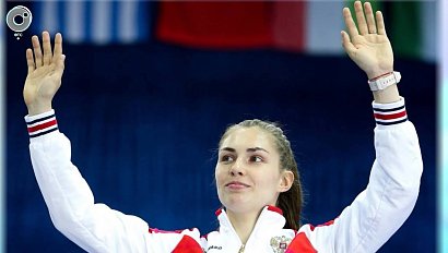 Российская саблистка София Позднякова завоевала золотую медаль на Олимпиаде в Токио