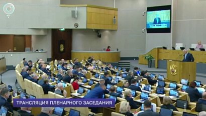В Госдуме предложили выплачивать бюджетникам 13-ю зарплату