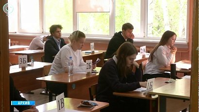 В Новосибирской области увеличилось число выпускников, выбирающих профильные предметы